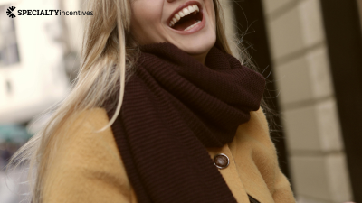 Women wearing a scarf